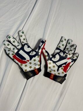 Under armour F8 soccer gloves USA flag size M